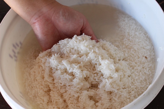 Ilustrasi limbah cucian beras (Pixabay)